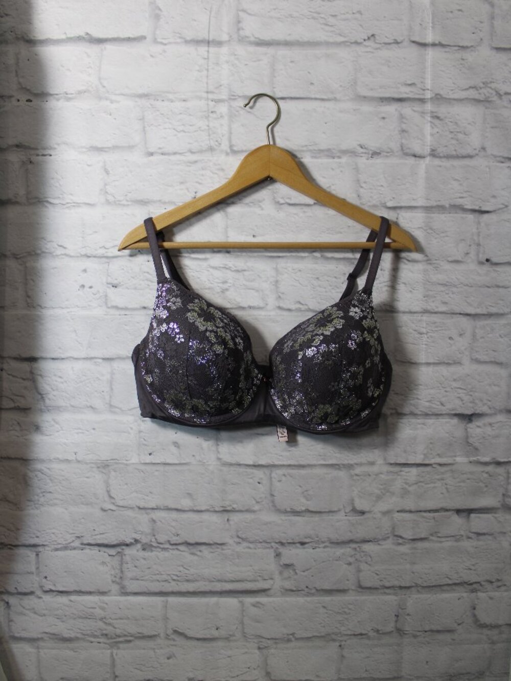 Body by Victoria 38DD Gray Purple Metallic Lace Overlay Lined Padded Demi Bra